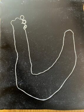 925 Sterling Silver Fine Chain Necklace 18”